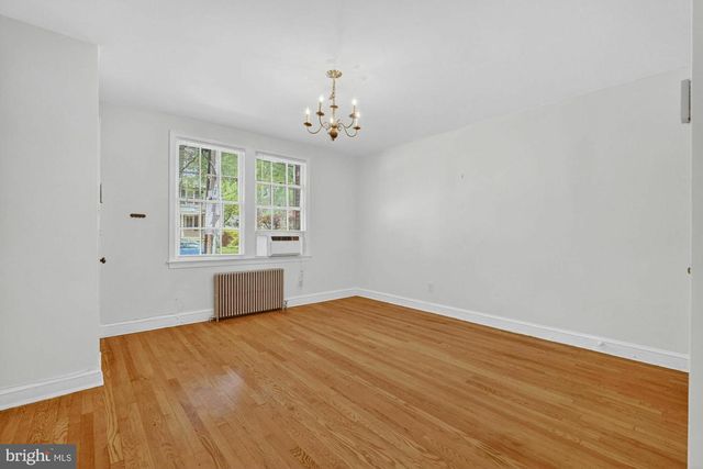 4512 MACARTHUR BLVD NW, Washington, DC 20007