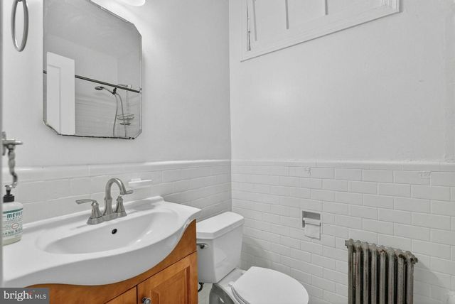 4512 MACARTHUR BLVD NW, Washington, DC 20007