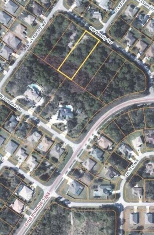 2071 SW Brevity Terrace, Port St. Lucie, FL 34953