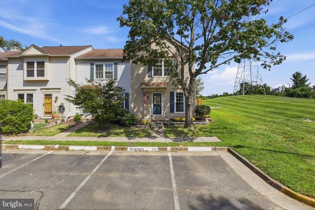 6600 MORNING VIEW CT, Alexandria, VA 22315