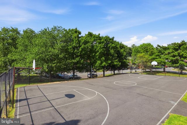 6600 MORNING VIEW CT, Alexandria, VA 22315
