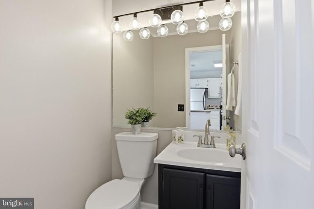 6600 MORNING VIEW CT, Alexandria, VA 22315