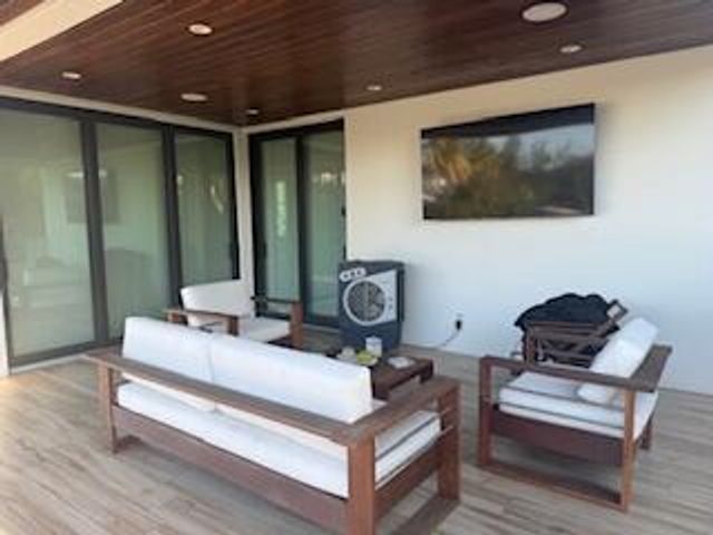 S 44 Blackwater Lane, Key Largo, FL 33037