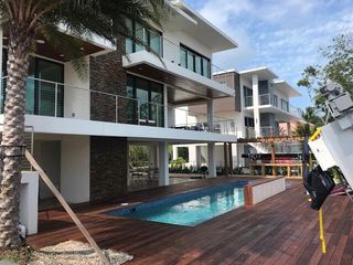 S 44 Blackwater Lane, Key Largo, FL 33037