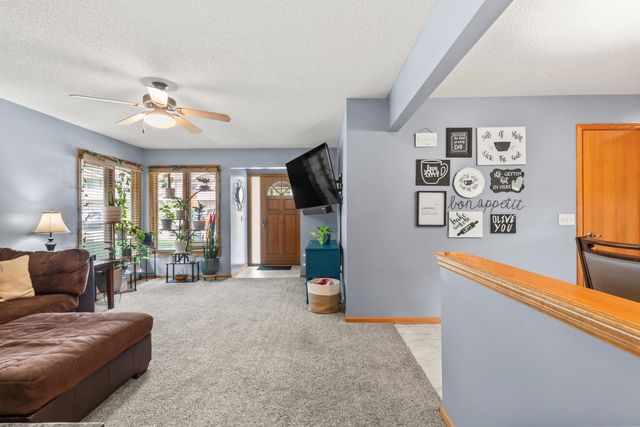 1211 JIM BROWN Parkway, Council Bluffs, IA 51503