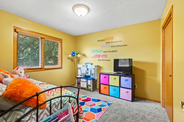 1211 JIM BROWN Parkway, Council Bluffs, IA 51503
