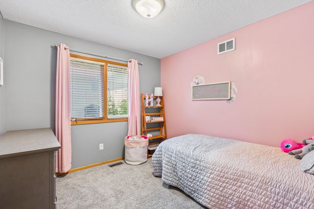 1211 JIM BROWN Parkway, Council Bluffs, IA 51503