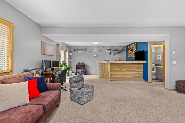1211 JIM BROWN Parkway, Council Bluffs, IA 51503