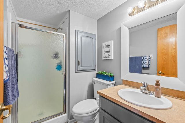 1211 JIM BROWN Parkway, Council Bluffs, IA 51503