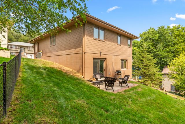 1211 JIM BROWN Parkway, Council Bluffs, IA 51503