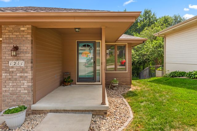 1211 JIM BROWN Parkway, Council Bluffs, IA 51503