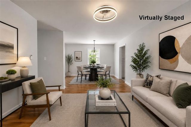8000 W 85th Terrace, Overland Park, KS 66212