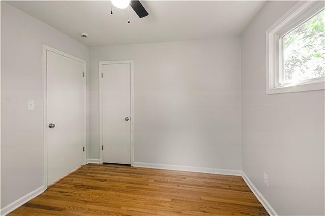 8000 W 85th Terrace, Overland Park, KS 66212