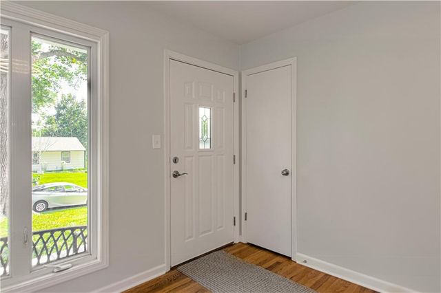 8000 W 85th Terrace, Overland Park, KS 66212
