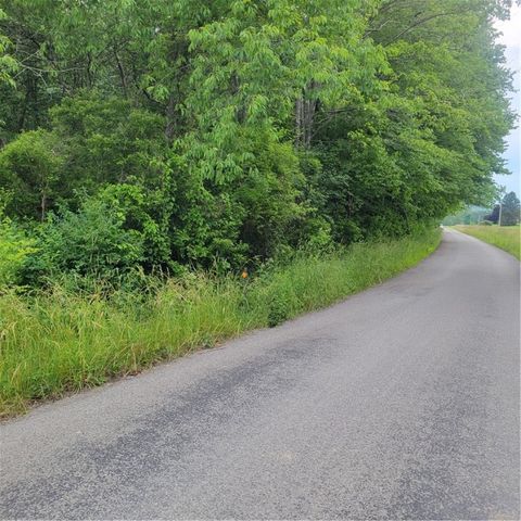 2 McDowell Rd, Rockland Twp, PA 16374