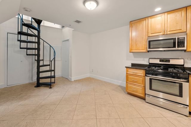 46 N Bennet St 1, Boston, MA 02113