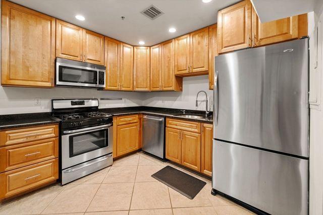 46 N Bennet St 1, Boston, MA 02113