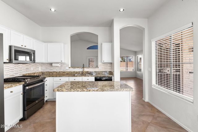 1638 E BARBARITA Avenue, Gilbert, AZ 85234