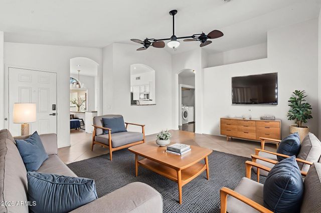 1638 E BARBARITA Avenue, Gilbert, AZ 85234