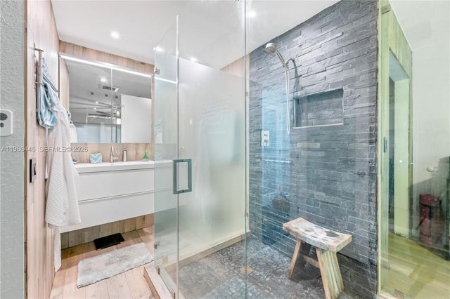 3793 NE 170th St A-3, North Miami Beach, FL 33160