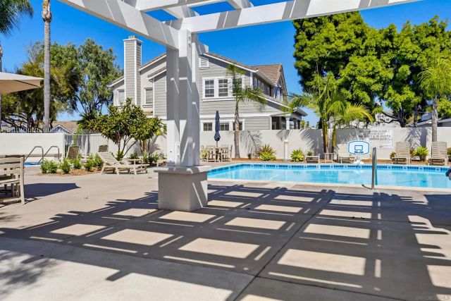 1319 Statice Ct, Carlsbad, CA 92011