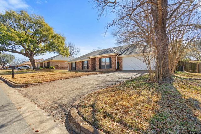 704 Becky Dr, Tyler, TX 75703