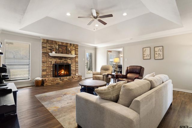 704 Becky Dr, Tyler, TX 75703