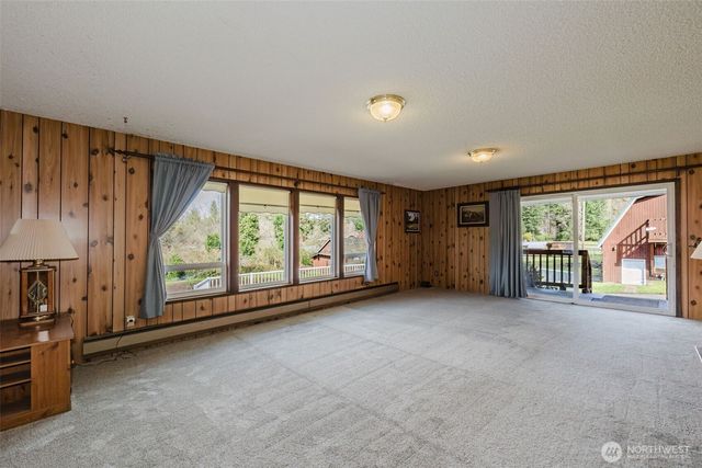 191 NE McWilliams Court, Bremerton, WA 98311