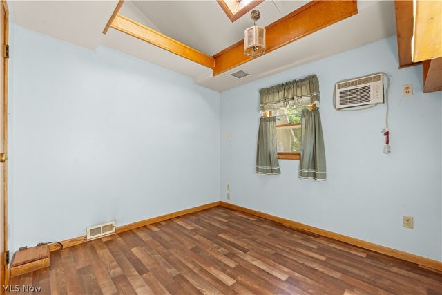 409 Edith Avenue, Akron, OH 44312