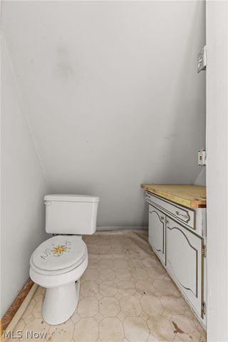 409 Edith Avenue, Akron, OH 44312