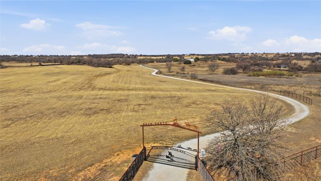 4412 Holbrook Road, Springtown, TX 76082