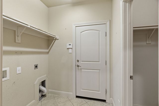 2627 Eagle Drive, Grapevine, TX 76051