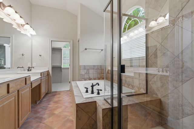 2627 Eagle Drive, Grapevine, TX 76051