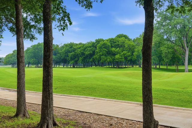 2627 Eagle Drive, Grapevine, TX 76051