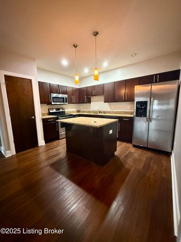 110 S Campbell St UNIT 201, Louisville, KY 40206