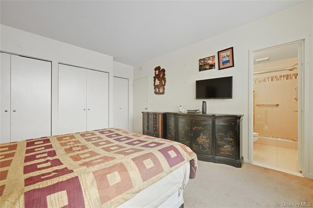 26910 Grand Central Pkwy Apt 1C, New York City, NY 11005