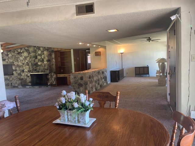 1111 W Kearney Boulevard, Fresno, CA 93706