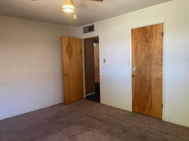 1111 W Kearney Boulevard, Fresno, CA 93706