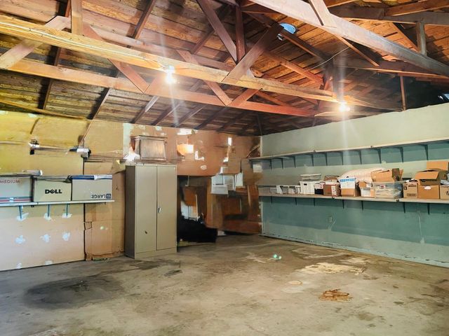 1111 W Kearney Boulevard, Fresno, CA 93706