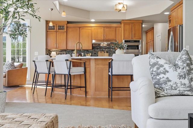N65W12842 Crimson COURT, Menomonee Falls, WI 53051