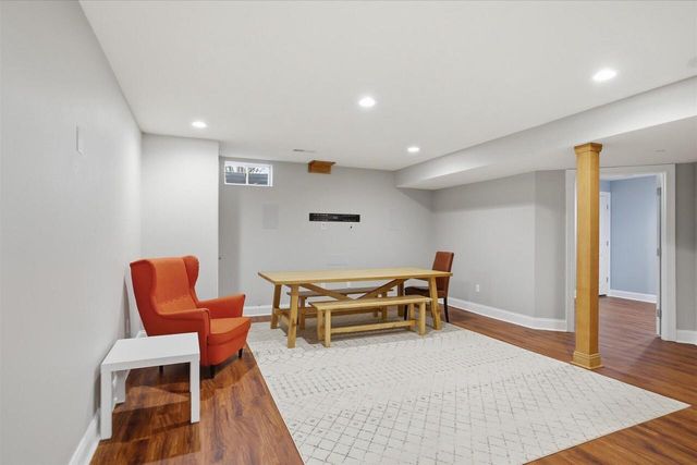 N65W12842 Crimson COURT, Menomonee Falls, WI 53051