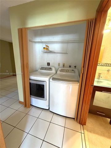 14225 SW 55th Street, Miami, FL 33175