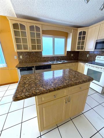14225 SW 55th Street, Miami, FL 33175