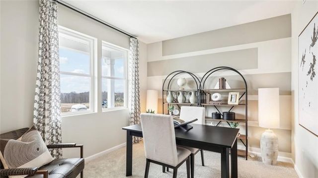 355 Leslie Farms Drive, Connoquenessing Boro, PA 16033