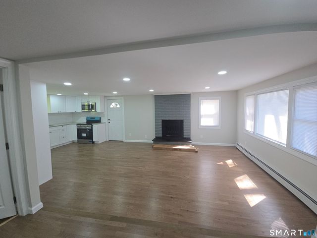 14 Parker Road, Marlborough, CT 06447