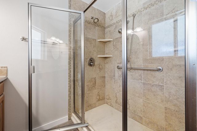 1983 Greenbrook Blvd, Richland, WA 99352