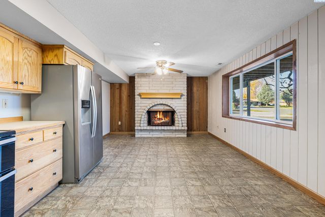 1983 Greenbrook Blvd, Richland, WA 99352