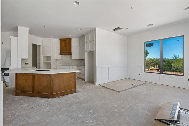 16114 Vernon Circle, Newalla, OK 74857