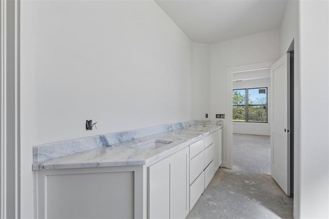 16114 Vernon Circle, Newalla, OK 74857