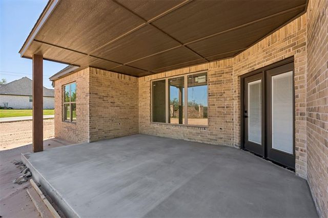 16114 Vernon Circle, Newalla, OK 74857